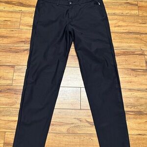 Lululemon Men's Commission Black Pants -34